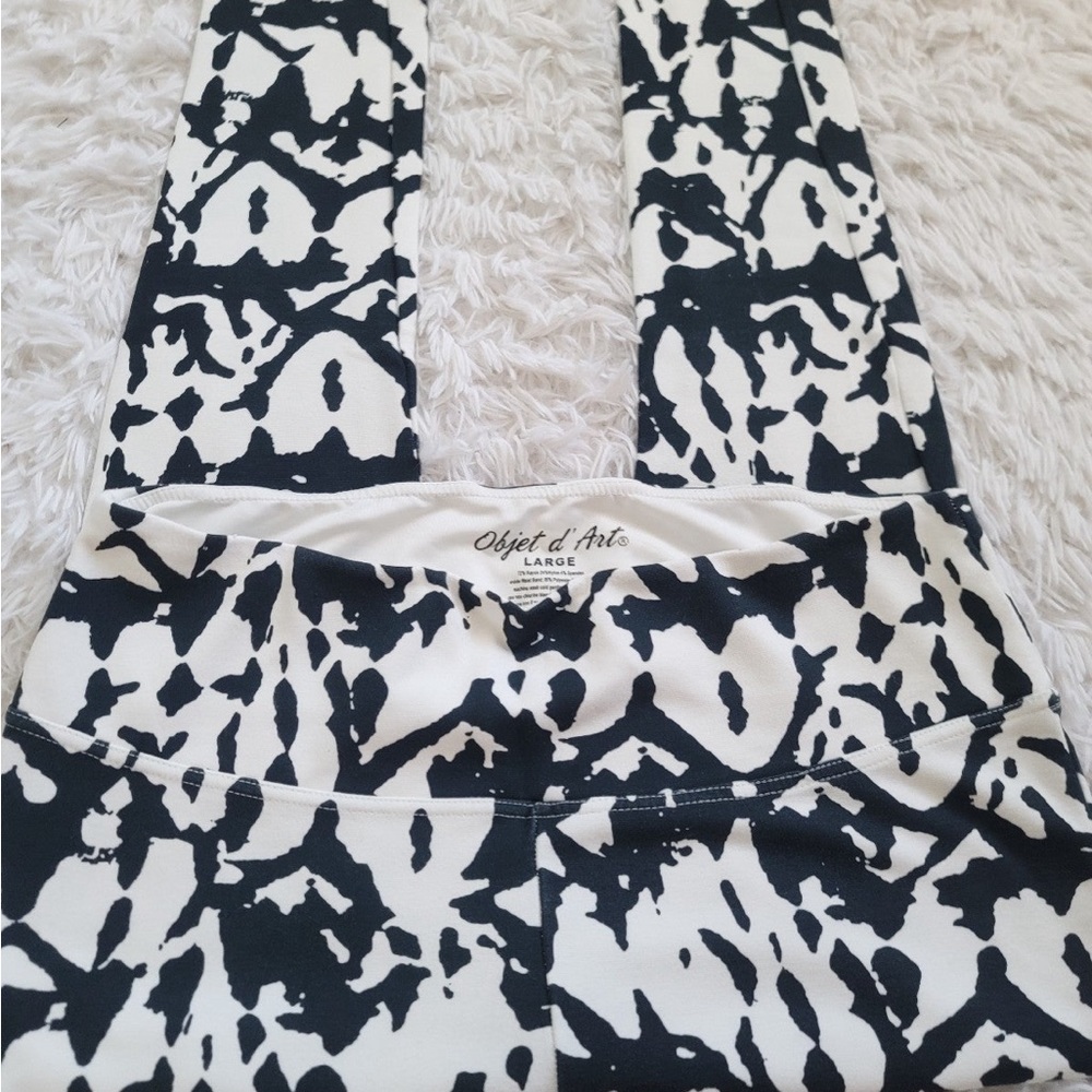 Black and white stretchy dress pants